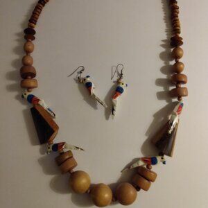 28 inch Women's Necklace with matching earings